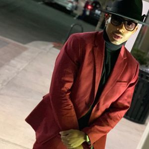 Meet your Posher, Flexin